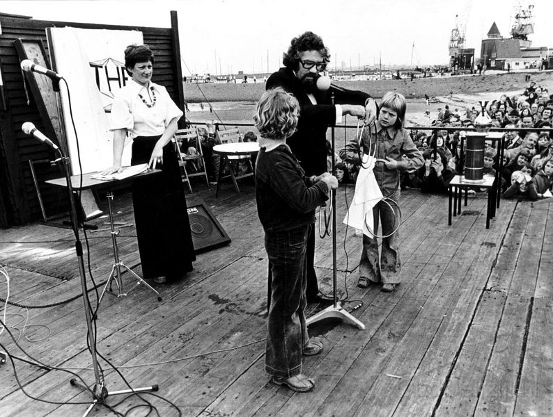 Pinksterfeesten 14 1975.jpg